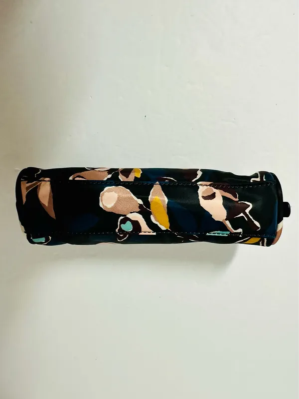 Kate Spade Pencil/Makeup/Change Bag Navy BLK Beige Abstract Flowers NWT - Image 4