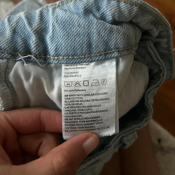 H&M High Waisted Shorts - Image 6