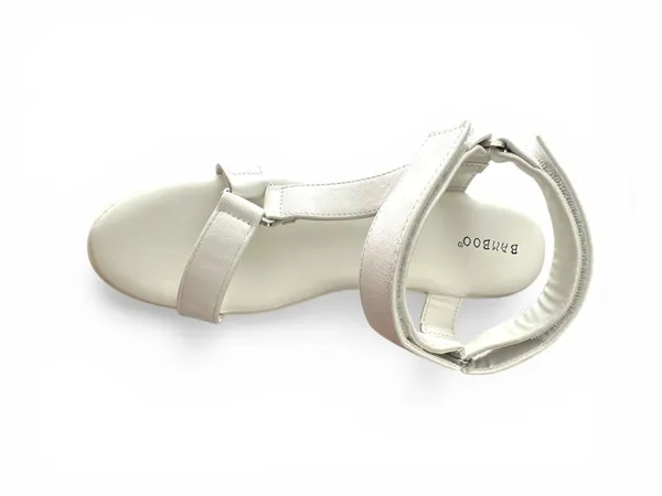 NWT Beautiful Bamboo platform sandal White Size 9 - Image 5