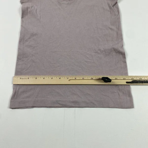 Lululemon Tank Top Womens 8 Medium Purple Ribbed Shelf Bra Racerback Yoga - Image 4