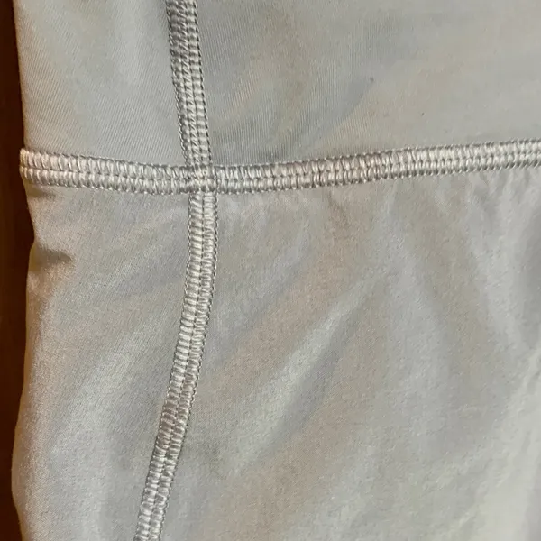 Lululemon Shorts Hotty Grey Hot - Image 7