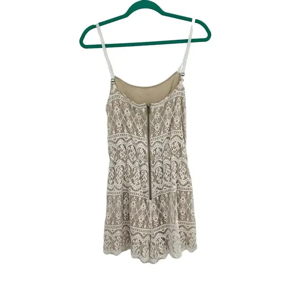 Alice + Olivia Cassia Romper Sleeveless Lace Crochet‎ Zipper White Beige Size 8 - Image 9