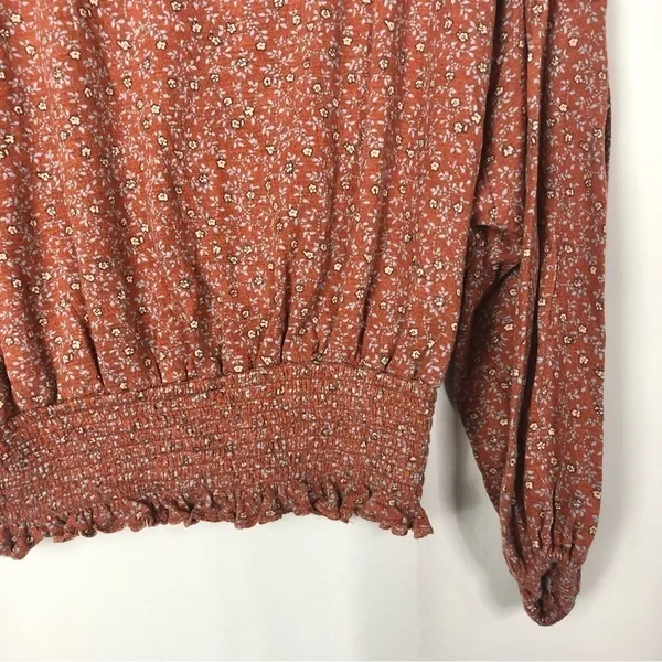 Willow + Root Red Ditsy Floral Open Back Smocked Waist Long‎ Sleeve S - Image 3