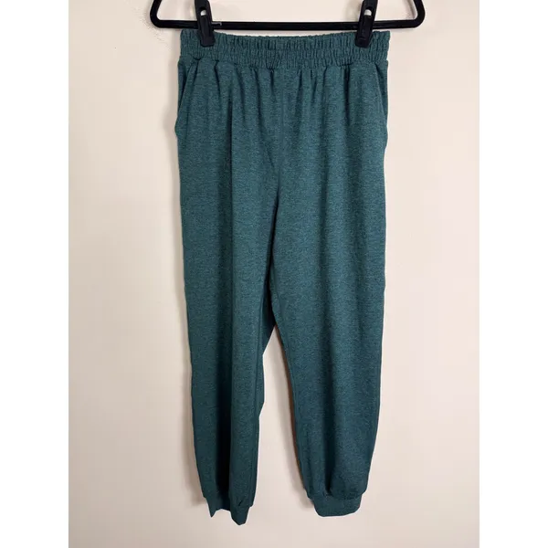 Quince FlowKnit Highrise Boyfriend Performance Joggers Heathered Green XS - Image 2