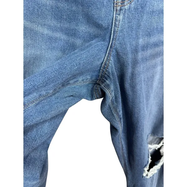 American Eagle Mom Jeans Distressed Ripped Knees Medium Wash Comfort Waist 20 - Image 2