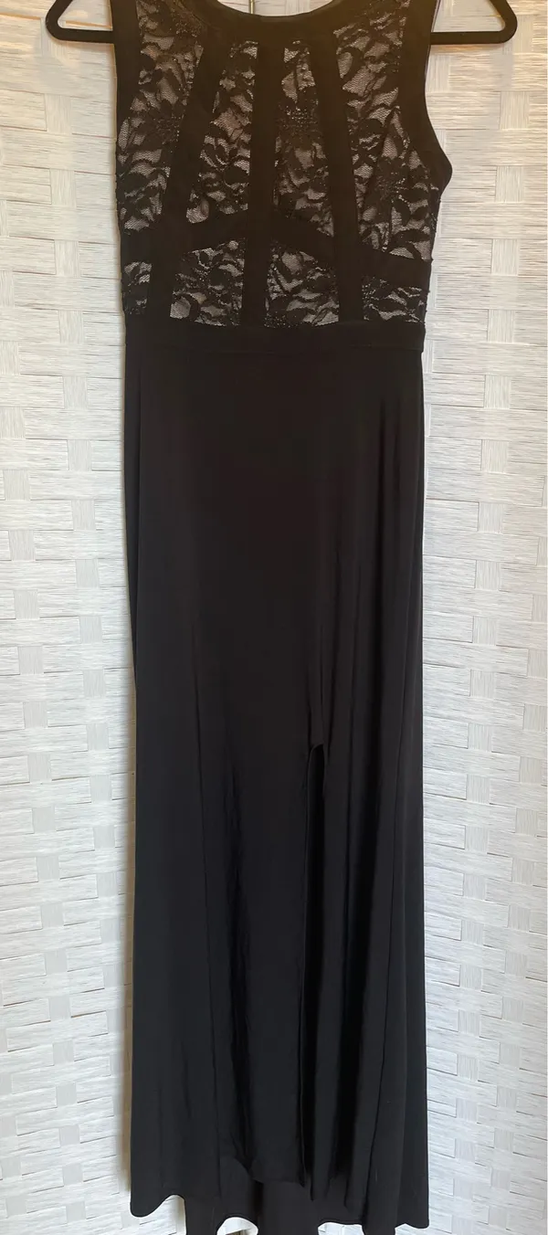 Morgan & Co. Black Lace Fitted Bodice Floor Length Dress Leg Slit Size 5/6 - Image 3