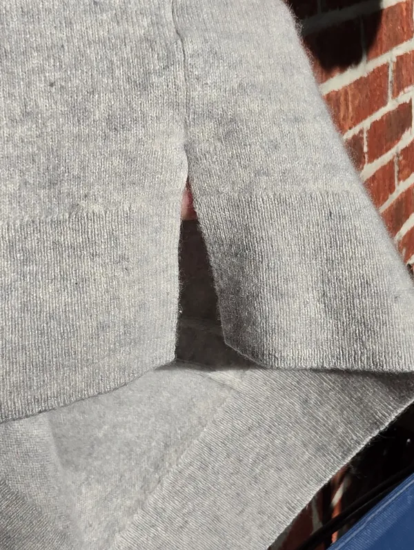 SAKS FIFTH AVENUE Heather Grey Cashmere Sweater M (Has Marks) - Image 6