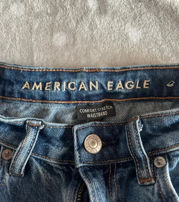 American Eagle Outfitters Shorts - Image 3