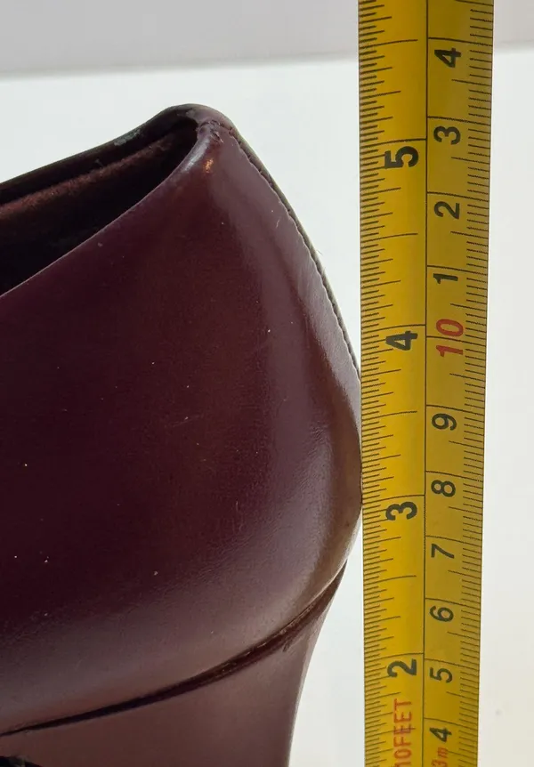 Ashley Taylor Burgundy Pumps Size 9 - Image 9