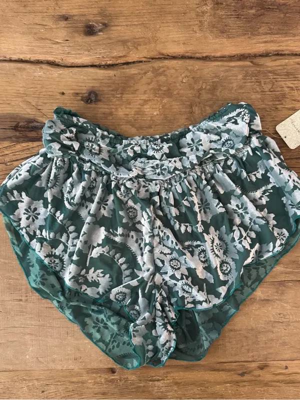 NWT Free People Snow Angel Micro Shorts Velvet Floral Boho Flowy Summer Shorts M - Image 5