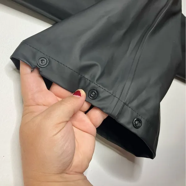 Helly Hanson rain pants size large‎ black - Image 7