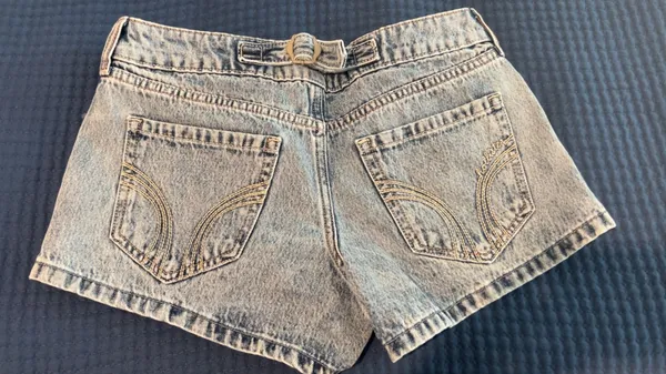 Hollister Jean Shorts - Image 2
