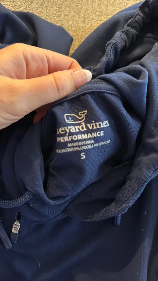 Vineyard Vines Performance Jacket - Image 6