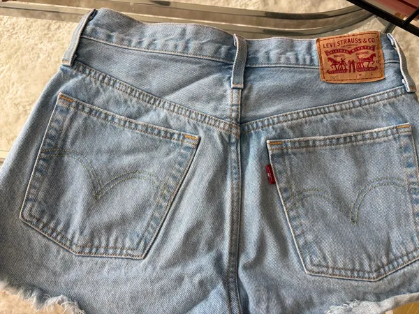 Levi’s 501 Shorts - Image 2