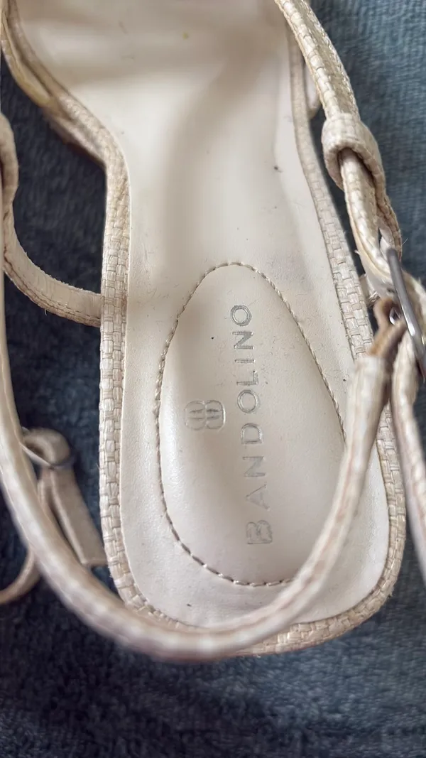 Bandolino strappy off white heels - Image 2