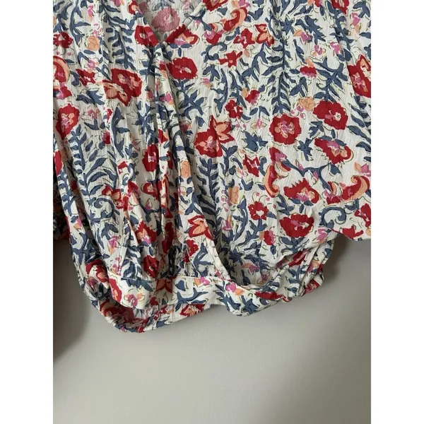 Billabong Safe Bet Surplice Top Floral V-Neck Boho Blouse Size Medium - Image 7