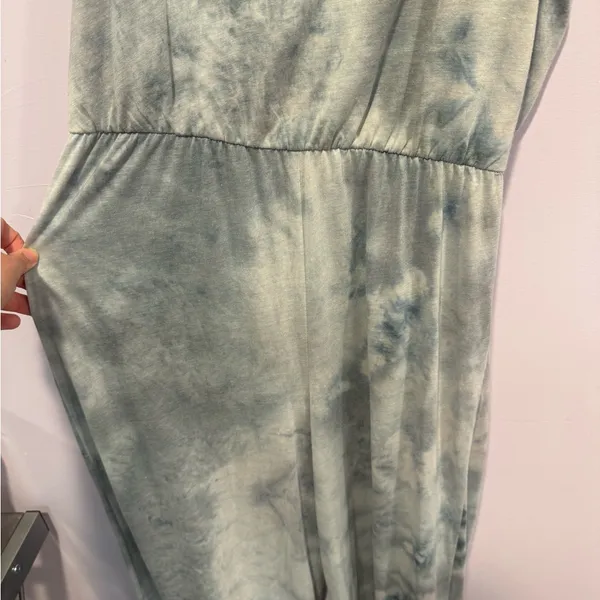 Hem & Thread Blue White Tie Dye Sleeveless Jumpsuit Size‎ L Boho Keyhole Back - Image 2