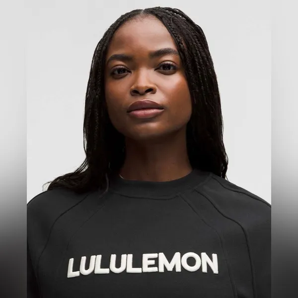 Lululemon NWT Scuba Oversized Pullover Wordmark Black Light Ivory Size M L - Image 5