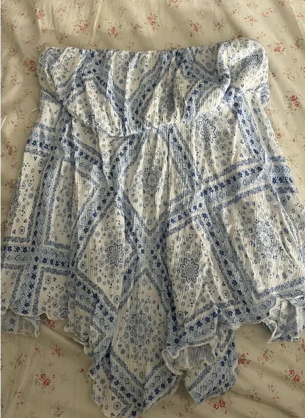 Hollister Strapless Bandana Top - Image 2