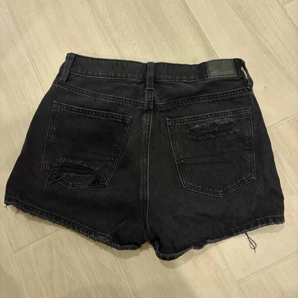 American Eagle Ripped Mom Shorts Black Size 0 - Image 4