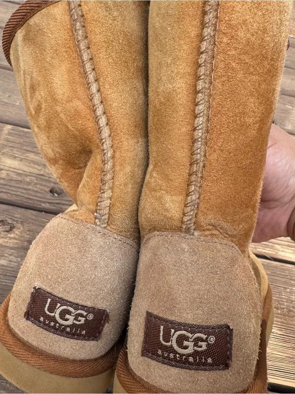 UGG Australia Classic Short Chestnut Sheepskin Boots Women’s Winter Boots - Image 4