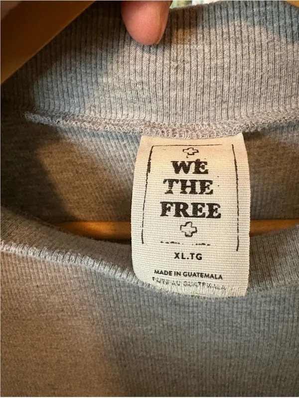 We The Free Free People Heather Gray Mock Neck Short-Sleeve Top w/Statement Side Buttons EUC - Image 7