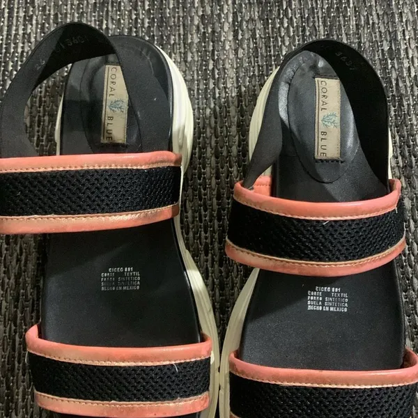 Coral Blue Platform Black and Pink Sandals Size 8 - Image 2