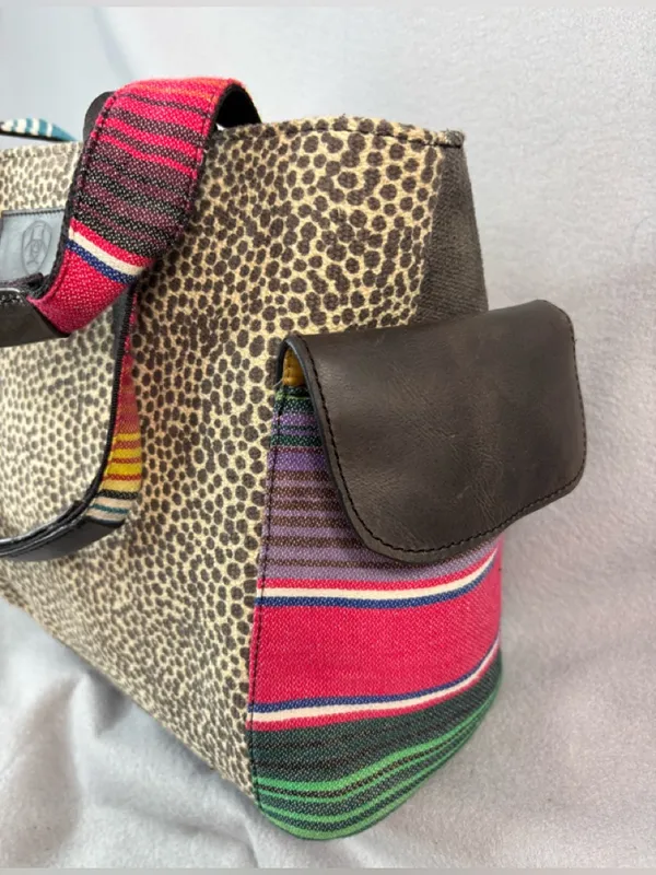 Ariat Women's Serape Leopard Print Shoulder Bag with Pink n Turquoise Accent - Image 5