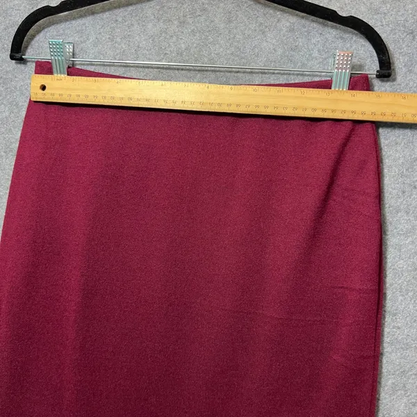 GO Couture Burgundy‎ knit Maxi Pencil Skirt Size L Stretchy Pull On - Image 4