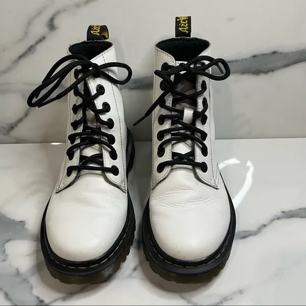 Doc Dr. Martens Women's Punk Goth Grunge White Leather Luana Combat Boots Sz 5 - Image 2