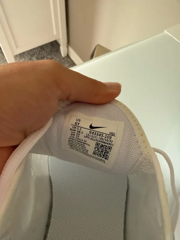 Nike 270 Air Max - Image 4