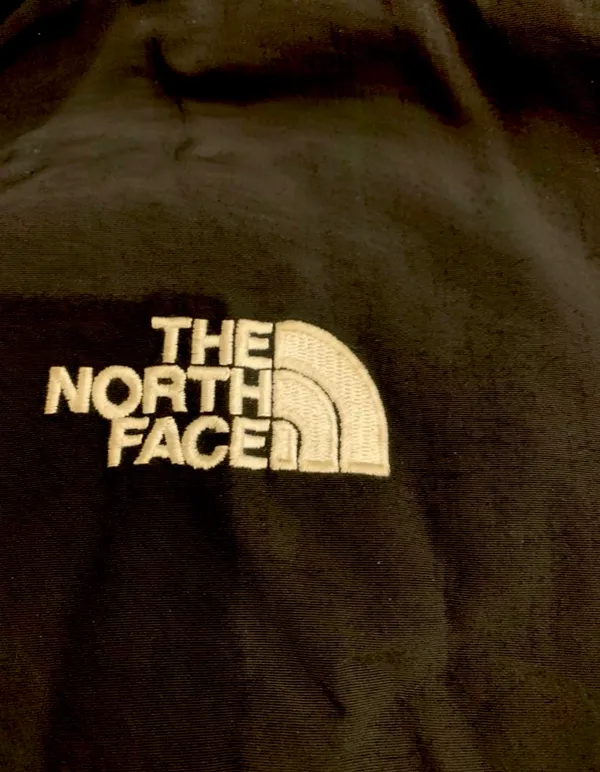 The North Face Women’s Retro late 90s black Denali fleece Jacket size S - Image 9