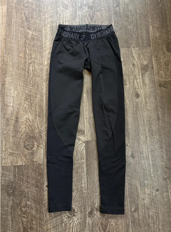 Black Gymshark Flex Leggings - Image 2