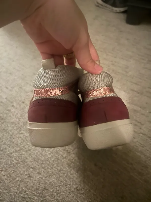 Shushop Boutique Sneakers - Image 3