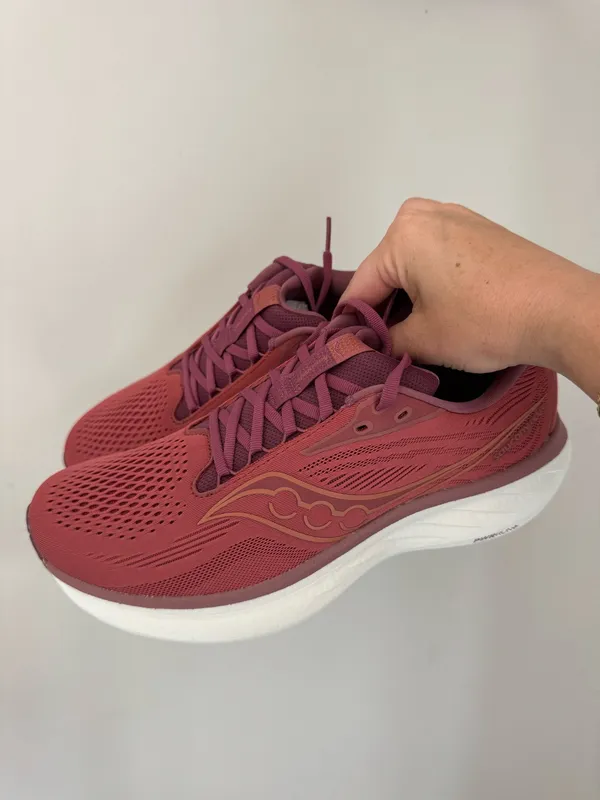 NEW Saucony Ride 18 Running Shoe - Image 2