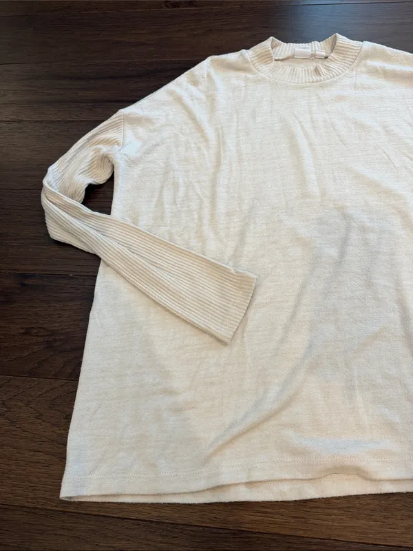 GAP Cream Ribbed Crewneck Sweater Size Medium - C11-260 - Image 5