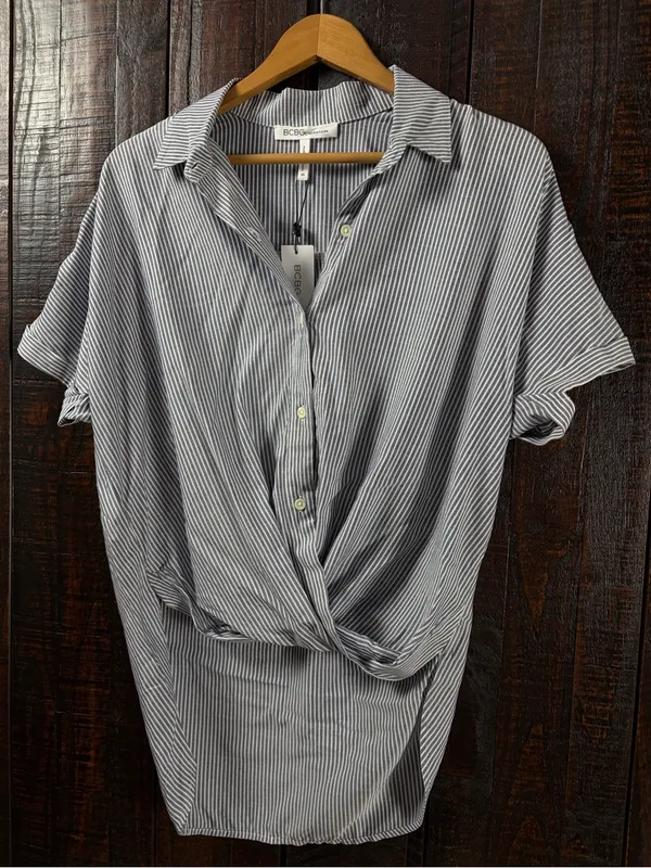 BCBGeneration Pinstripe Twist-Front Hi-Low Buttobg front Shirt NWT XS - Image 5
