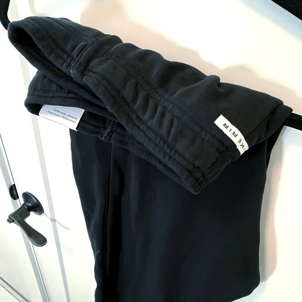 •NWT• NIKE SPORTSWEAR WOMENS BLACK SWEATPANTS • XL with Loose fit - Image 5