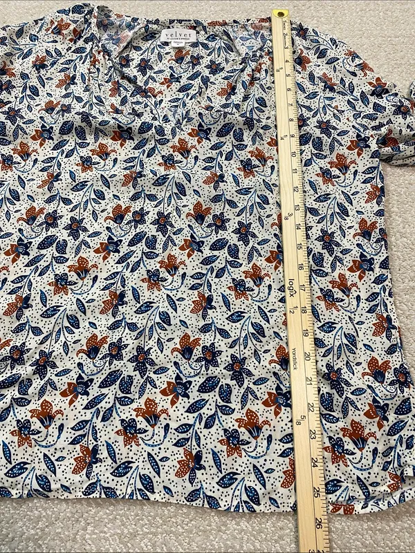 Velvet by Graham & Spencer White Floral V-Neck Blouse with Blue & Brown Accents - Image 11