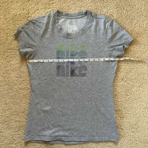Nike Dri Fit Grey Tee - Image 7