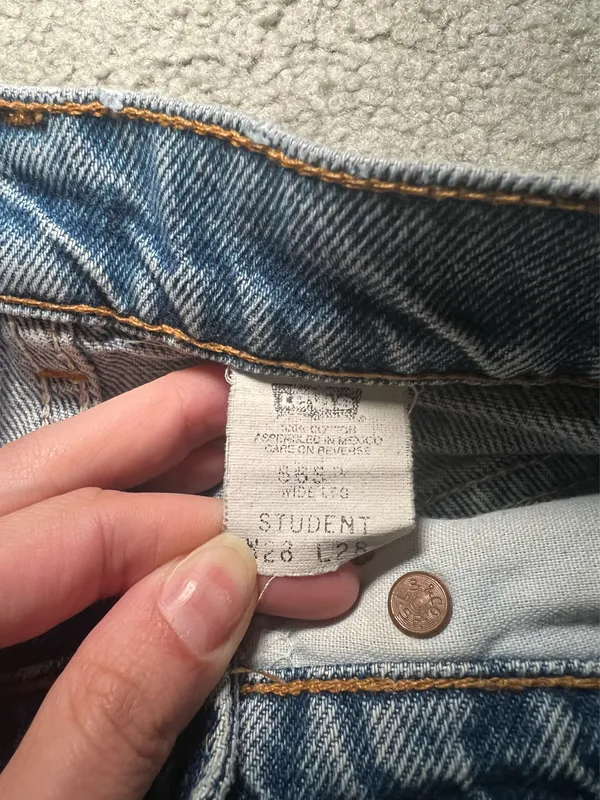 Vintage Levi’s Orange Tab Size 26in waist - Image 3