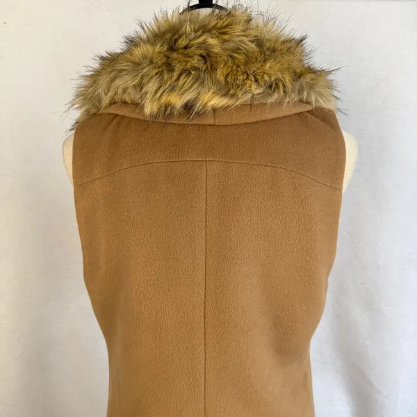 GUESS Los Angeles Womens Medium Camel Tan‎ Faux Fur Collar Longline Vest Chic - Image 8