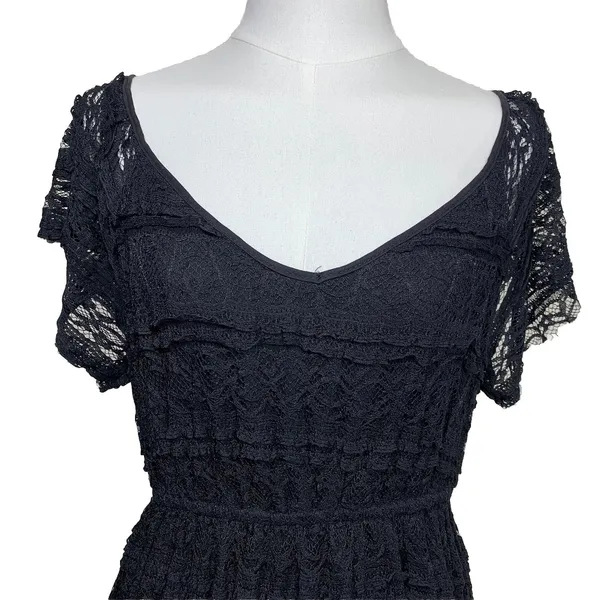 Umgee Lace Tiered Dress Womens Size M Black V-Neck Short Sleeve‎ A7938 - Image 6