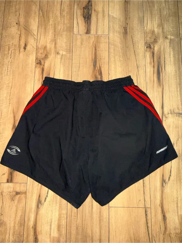 Adidas shorts - Image 4