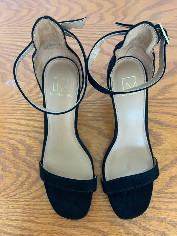 Material Girl Black Velvet High Heels - Image 3