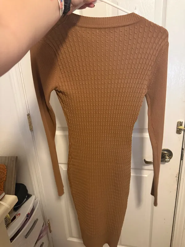 Story On Camel Brown Cable-Knit Sweater Dress Size Medium - Image 4