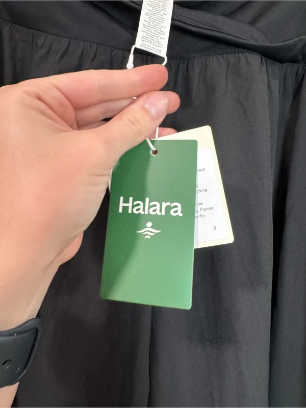 NWT Halara Breezeful High Waisted Crossover Pocket Quick Dry Capri Pants - Image 6