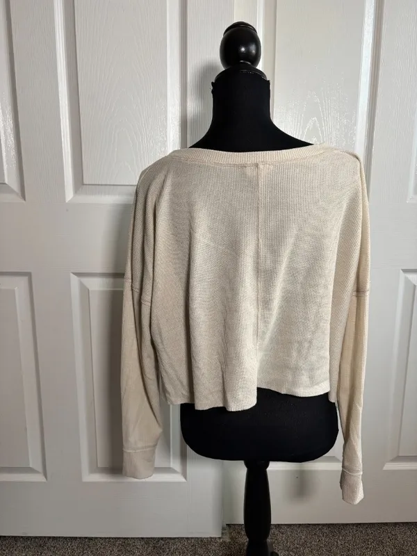 Altar’d State beige waffle knit cropped long sleeve top size S - Image 2