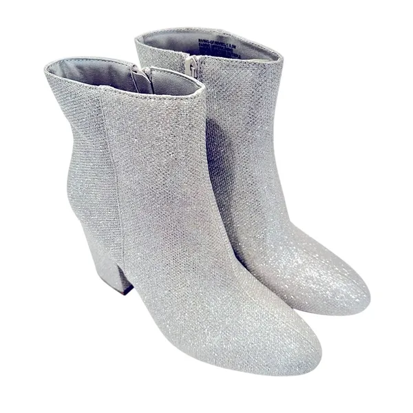 Madden‎ Girl Riving GF Ankle Boots Women 8.5 Silver Metallic Y2K Holiday Glam - Image 3