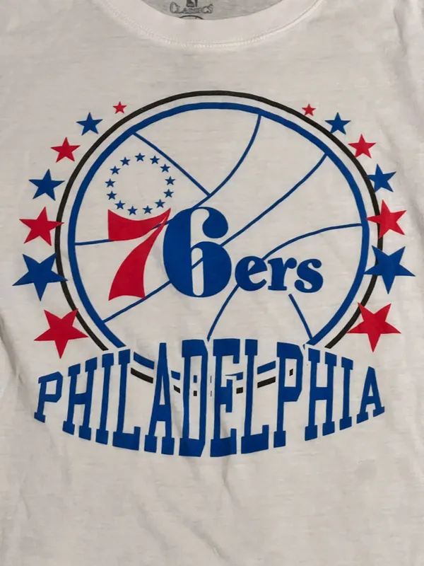 Womens M Philadelphia 76ers Mighty Fine Graphic Short Sleeve Tee- White - Image 3